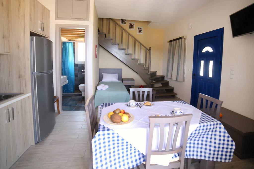 Blue Seaside Studios Фанари Номер фото